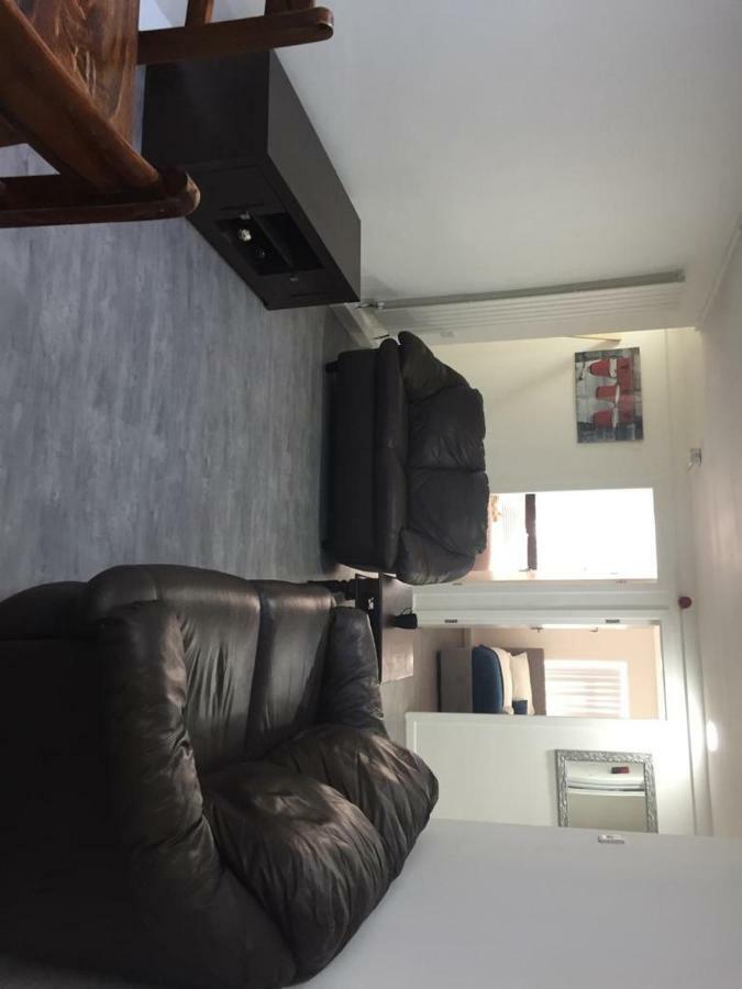 Sama'S Stylish Room 3 Manchester Extérieur photo